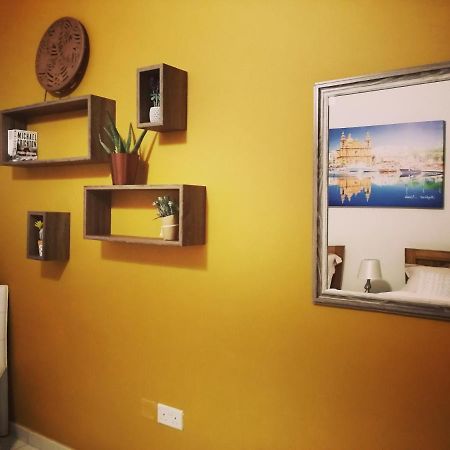 Seabreeze Apartment St. Paul's Bay Buitenkant foto