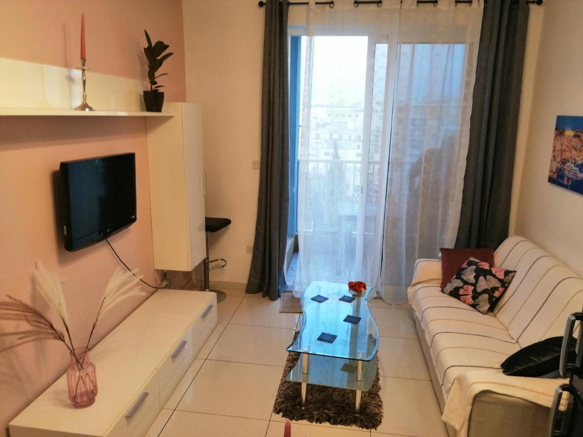 Seabreeze Apartment St. Paul's Bay Buitenkant foto